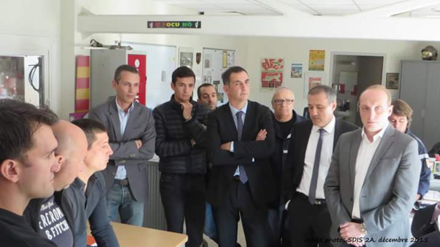 Agression des Jardins de l'Empereur : Les élus reçus à la caserne des pompiers d'Ajaccio Agression des Jardins de l'Empereur : Les élus reçus à la caserne des pompiers d'Ajaccio