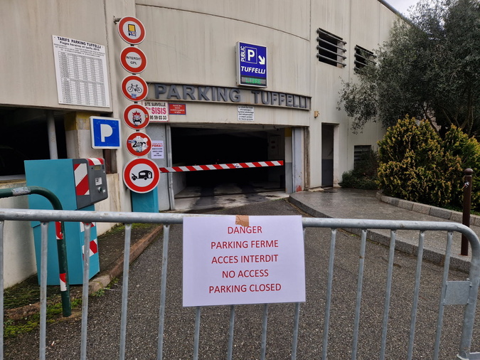 Corte : le parking Tuffelli fermé après un incident électrique Corte : le parking Tuffelli fermé après un incident électrique