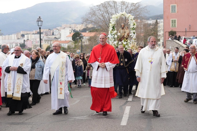 Mgr François Bustillo à San Ghjisè (Paule Santoni) Mgr François Bustillo à San Ghjisè (Paule Santoni)