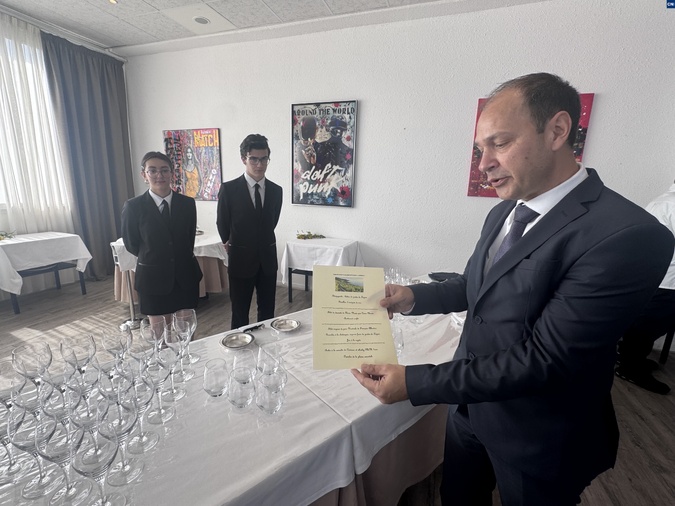 Les élèves du Lycée de Balagne mettent à l'honneur la cuisine corse lors de la Semaine des métiers du tourisme Les élèves du Lycée de Balagne mettent à l'honneur la cuisine corse lors de la Semaine des métiers du tourisme