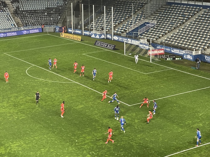 Le Sporting club de Bastia en verve face à Laval (5-2) Le Sporting club de Bastia en verve face à Laval (5-2)