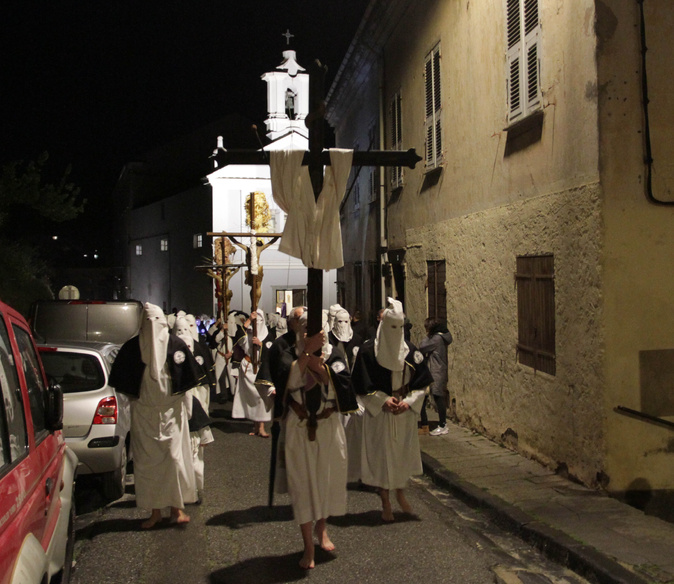 EN IMAGES. Malgré la pluie, Corte a célébré avec ferveur la tradition du Jeudi Saint EN IMAGES. Malgré la pluie, Corte a célébré avec ferveur la tradition du Jeudi Saint