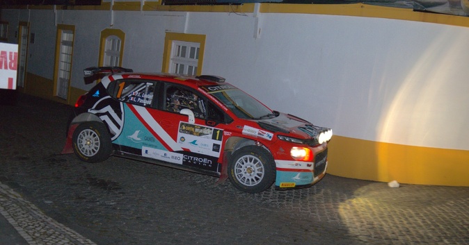 (Facebook Grupo Desportivo Comercial) (Facebook Grupo Desportivo Comercial)