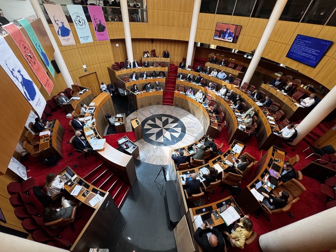 Passe d'armes entre Gilles Simeoni et Christelle Combette sur la gestion des fonds européens