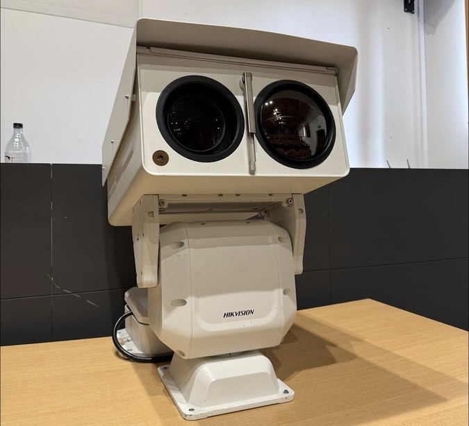 Feux de forêt : une caméra dotée d’IA expérimentée en Corse Feux de forêt : une caméra dotée d’IA expérimentée en Corse