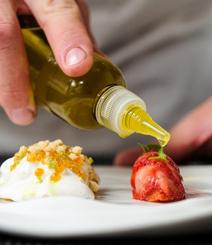 La catalana de langoustines, le plat signature du chef Menna. PHOTO FRANCOIS-XAVIER SERAFINO La catalana de langoustines, le plat signature du chef Menna. PHOTO FRANCOIS-XAVIER SERAFINO