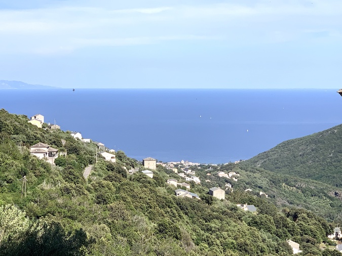 A màghjina : Balconi d'incantu di u Tirrenu A màghjina : Balconi d'incantu di u Tirrenu