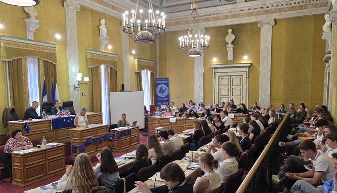 A Ajaccio, des lycéens corses, belges et néerlandais plongent dans les rouages du Parlement européen A Ajaccio, des lycéens corses, belges et néerlandais plongent dans les rouages du Parlement européen