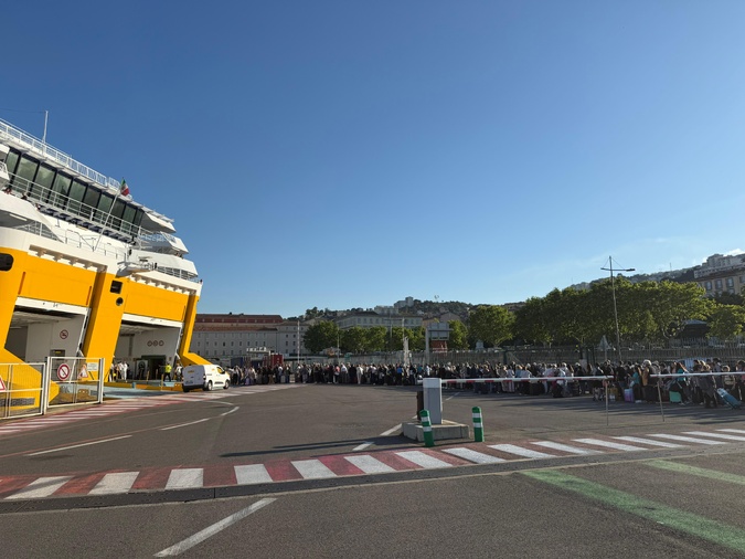 De Bastia à Rome, 1 200 Corses en marche pour le Jubilé des confréries De Bastia à Rome, 1 200 Corses en marche pour le Jubilé des confréries