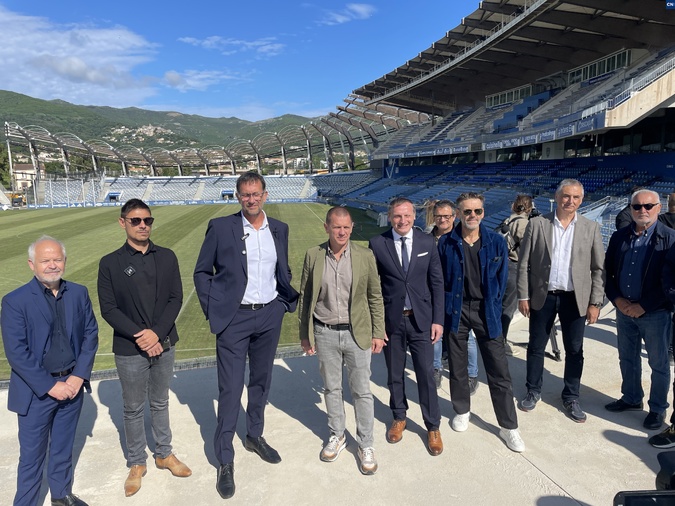 Stade Armand-Cesari : la tribune ouest rouvre en août, la métamorphose se poursuit Stade Armand-Cesari : la tribune ouest rouvre en août, la métamorphose se poursuit