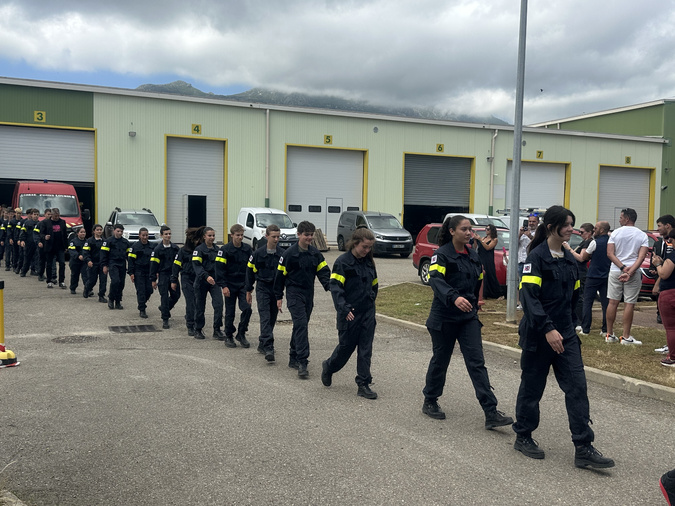 Au SIS de Furiani, trente collégiens reçoivent leur diplôme de cadet de la sécurité civile Au SIS de Furiani, trente collégiens reçoivent leur diplôme de cadet de la sécurité civile