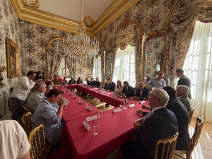 À Ajaccio, la ministre Nathalie Delattre soutient une vision durable du tourisme À Ajaccio, la ministre Nathalie Delattre soutient une vision durable du tourisme