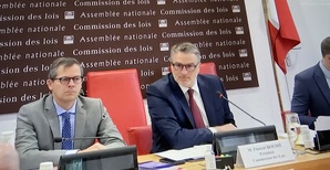 Florent Boudié à droite. Florent Boudié à droite.