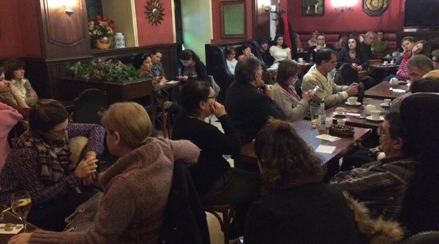 Faut-il croire aux médias ? Le Café-philo de Bastia a posé la question Faut-il croire aux médias ? Le Café-philo de Bastia a posé la question