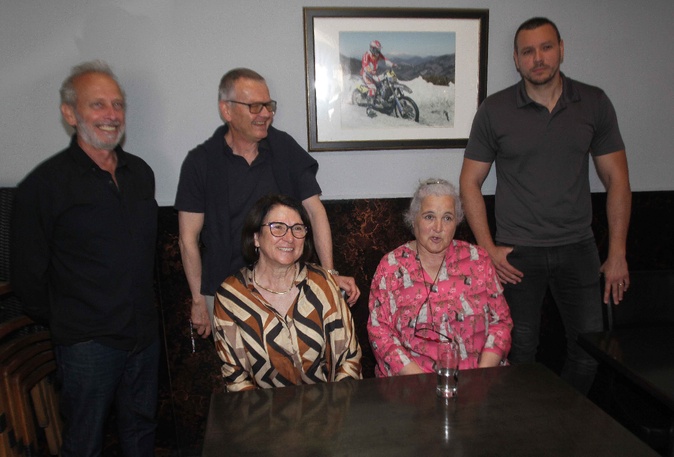 « Si rien n’est fait, la langue corse disparaîtra dans une génération », alerte le collectif Femula Campà « Si rien n’est fait, la langue corse disparaîtra dans une génération », alerte le collectif Femula Campà