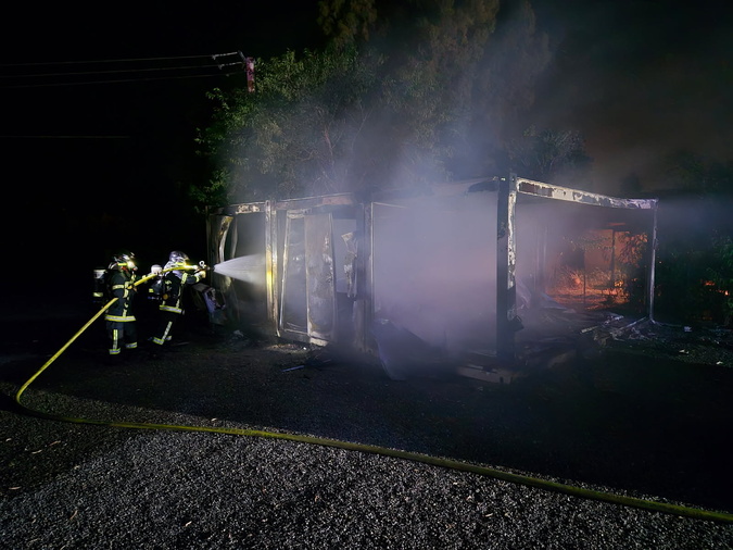 Nouvel incendie à Calvi : une agence de location visée à l’aéroport Nouvel incendie à Calvi : une agence de location visée à l’aéroport