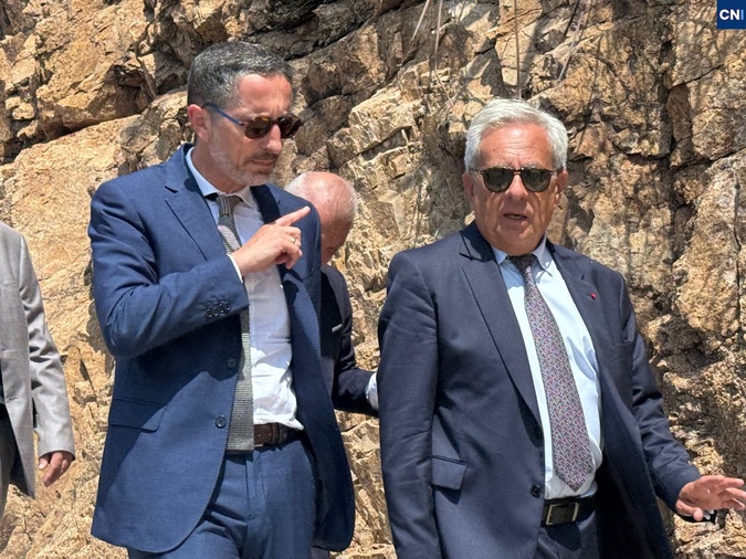 Le prefet Jerôme Filippini avce le maire Ange Santini Le prefet Jerôme Filippini avce le maire Ange Santini