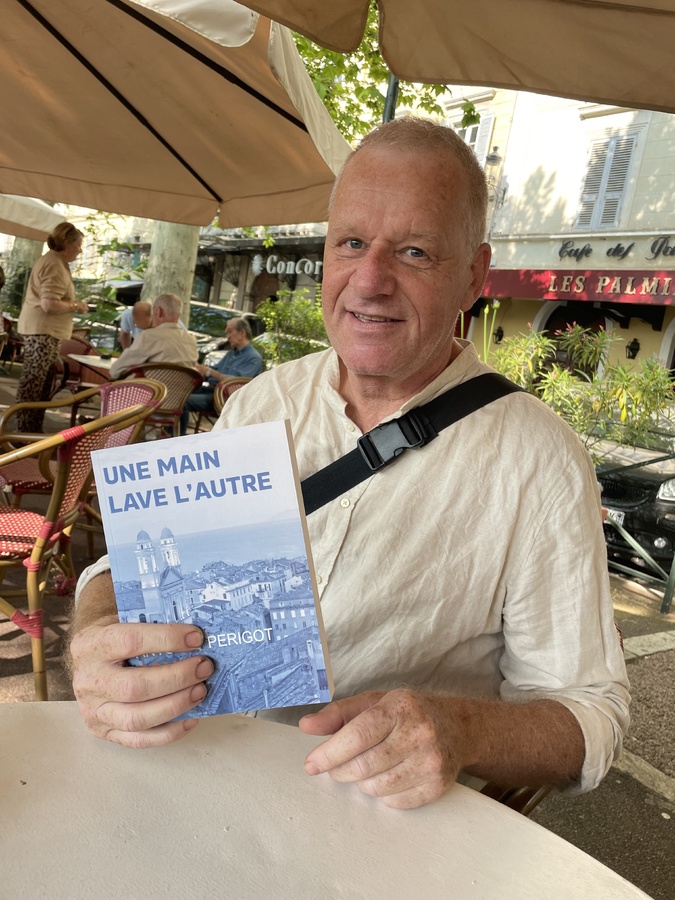 Antoine Parigot... du Bastia d'hier à celui d'aujourd'hui ... Un roman passionnant ! Antoine Parigot... du Bastia d'hier à celui d'aujourd'hui ... Un roman passionnant !