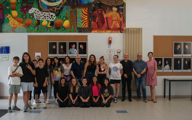 "Face à face – Ochju à ochju", expo réalisée par les élèves de 4e1 du collège de Montesoro. "Face à face – Ochju à ochju", expo réalisée par les élèves de 4e1 du collège de Montesoro.