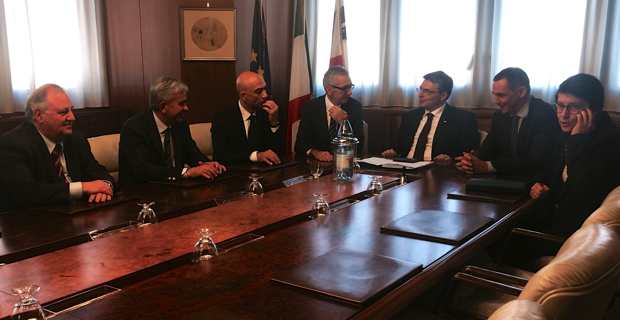 Rencontre avec les présidents sardes et les assesseurs du Conseil exécutif sarde.