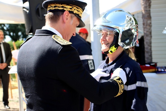 Anick Valenti distinguée par le préfet de Haute-Corse Anick Valenti distinguée par le préfet de Haute-Corse