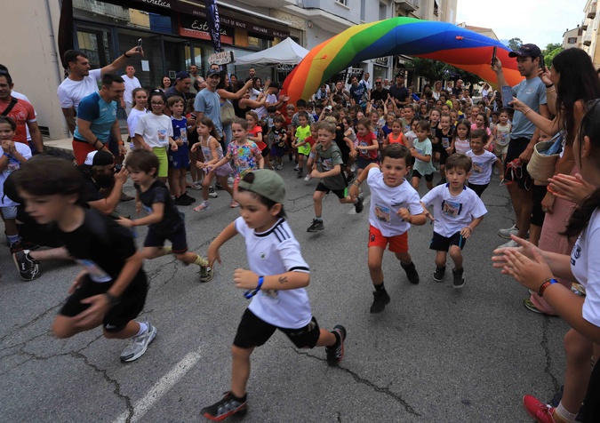EN IMAGES - À Corte, les enfants ouvrent le bal du Restonica Trail