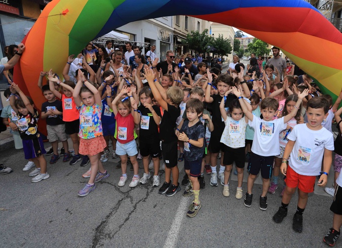 EN IMAGES - À Corte, les enfants ouvrent le bal du Restonica Trail EN IMAGES - À Corte, les enfants ouvrent le bal du Restonica Trail