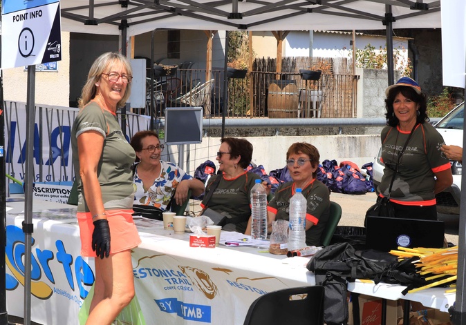 400 bénévoles se sont mobilisés pour assurer le succès de ce Restonica Trail. 400 bénévoles se sont mobilisés pour assurer le succès de ce Restonica Trail.