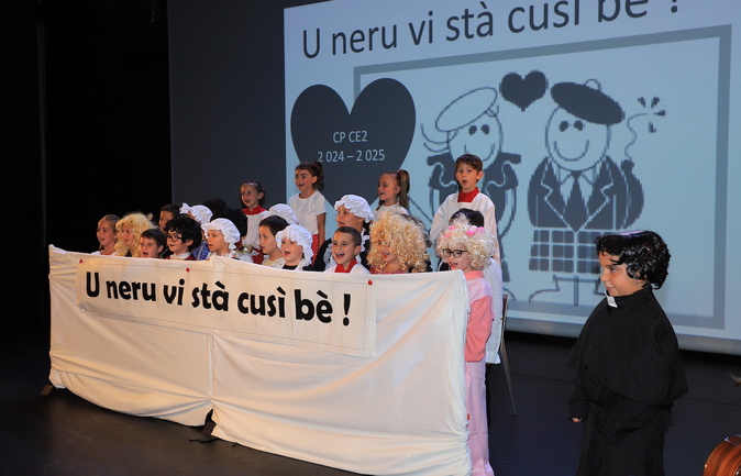 (Studio Photos Grazi Ritratti) (Studio Photos Grazi Ritratti)