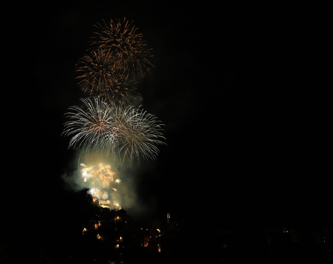 Des milliers de spectateurs pour le feu d’artifice du 14-Juillet à Corte Des milliers de spectateurs pour le feu d’artifice du 14-Juillet à Corte