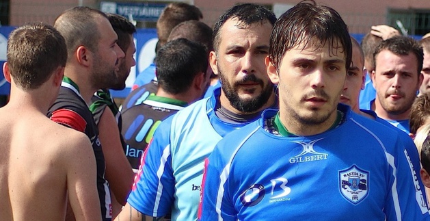 "Mika" Leduc avec Jean-Mathieu Pierantoni au second plan : Les cadres de Bastia XV "Mika" Leduc avec Jean-Mathieu Pierantoni au second plan : Les cadres de Bastia XV