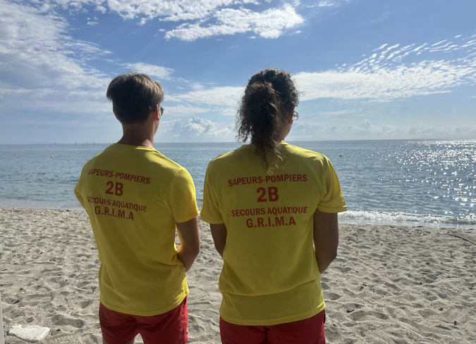 Sur les plages de Haute-Corse, les sapeurs-pompiers volontaires assurent la sécurité des baigneurs