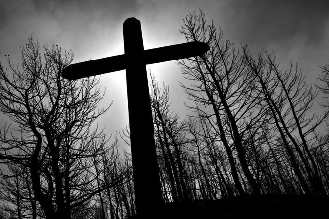 Victimes civiles des incendies : les « oubliés » de la mémoire insulaire Victimes civiles des incendies : les « oubliés » de la mémoire insulaire