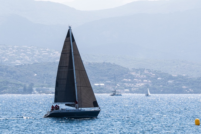 EN IMAGES - La Corsica Classic a pris le large depuis Ajaccio EN IMAGES - La Corsica Classic a pris le large depuis Ajaccio