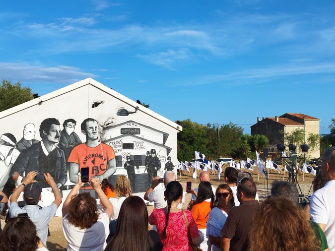 La fresque réalisée par l'artiste Piombu. La fresque réalisée par l'artiste Piombu.