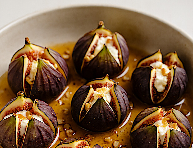 À table - Figues rôties au miel et fromage de chèvre frais