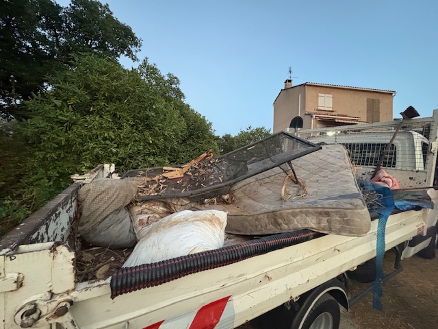 ​La Ville d’Ajaccio démantèle un squat à Mezzavia, soulagement chez les riverains