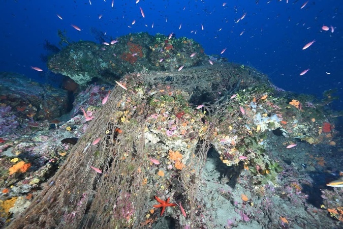 Opération de récupération de filets perdus en mer pour le parc marin du Cap Corse et de l’Agriate (credit: parc marin du Cap Corse et de l'Agriate)