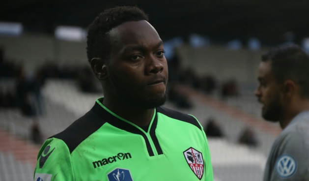 ACA : Marchetti présélectionné en équipe de France. Mandanda avec le Congo ACA : Marchetti présélectionné en équipe de France. Mandanda avec le Congo
