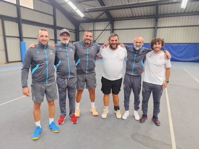 L'AS Mairie d'Ajaccio, sacrée championne de France inter-régions de tennis entreprise. L'AS Mairie d'Ajaccio, sacrée championne de France inter-régions de tennis entreprise.