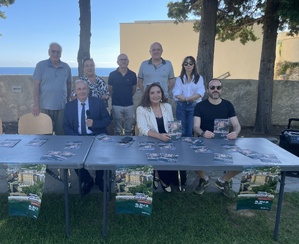 Les Journées Europénnes du Patrimoine à Bastia ont été présentées par les différents intervenants dans les jardins suspendus du musée de la ville. Les Journées Europénnes du Patrimoine à Bastia ont été présentées par les différents intervenants dans les jardins suspendus du musée de la ville.