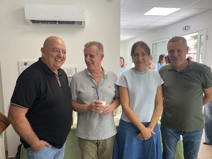 Lucien Peres, directeur adjoint ADMR Haute-Corse, Jean-Claude Franceschi, maire d'Alèria, Laetitia Mercier, coordinatrice ADMR Plaine Orientale et Jean-Claude Nativi, directeur ADMR Haute-Corse, lors de l'inauguration.