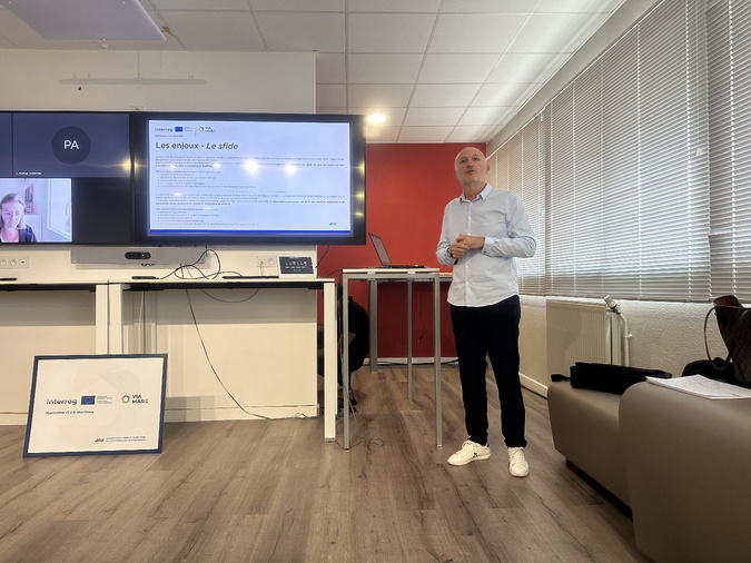 Pascal Agostini et les autres membres de la CCI ont présenté le projet Via Mare Pascal Agostini et les autres membres de la CCI ont présenté le projet Via Mare