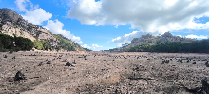 Le barrage de l'Ospedale asséché, le manque d'eau inquiète dans l'Extrême-Sud