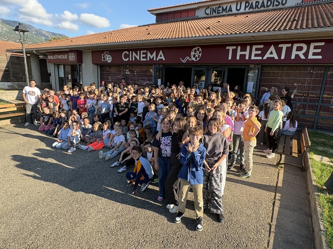 Les èlèves de primaire de Furiani à la rencontre du 7e art. Les èlèves de primaire de Furiani à la rencontre du 7e art.