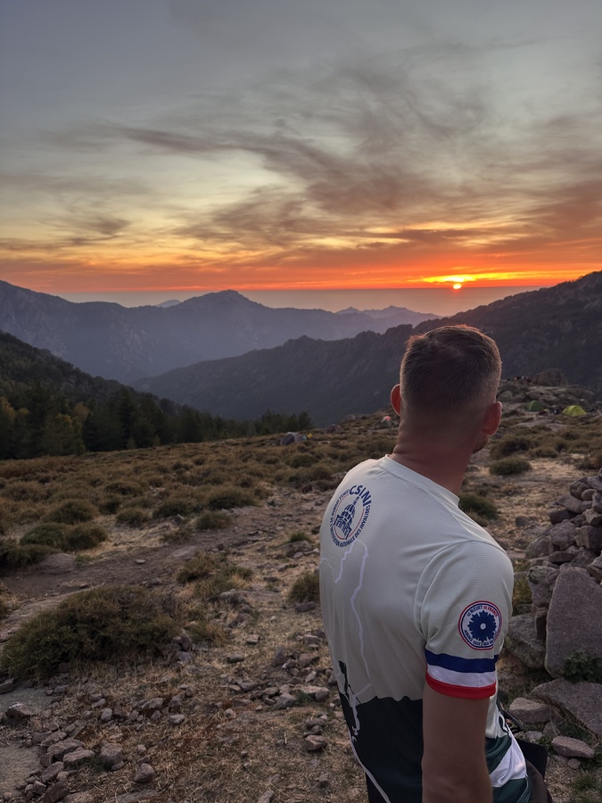 Ces douze jours de randonnée sur le GR20 ont offert des moments inoubliables. PHOTO CSINI Ces douze jours de randonnée sur le GR20 ont offert des moments inoubliables. PHOTO CSINI