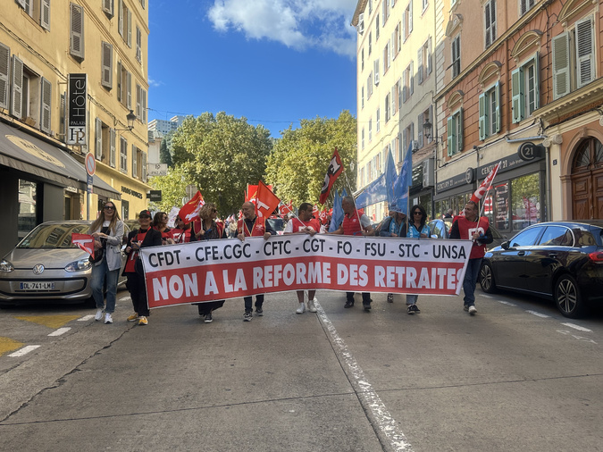 Nouvelle mobilisation syndicale à Bastia contre le projet de budget du gouvernement Nouvelle mobilisation syndicale à Bastia contre le projet de budget du gouvernement