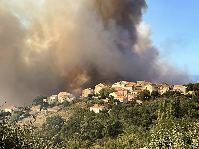 (Photo et vidéo Hélène Fausto Giovannetti FB) (Photo et vidéo Hélène Fausto Giovannetti FB)