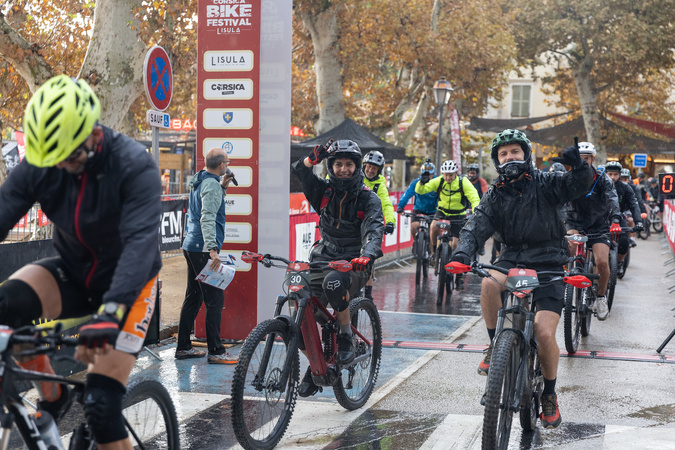 (Photos Casta Libre) (Photos Casta Libre)