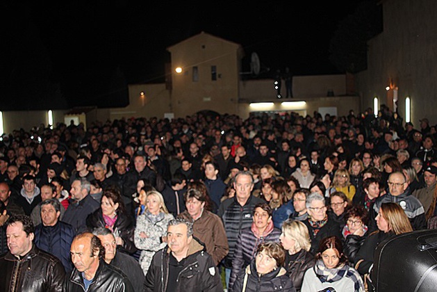 Plus d'un millier de personnes à l'Ile-Rousse pour soutenir Jean-Louis Emmanuelli